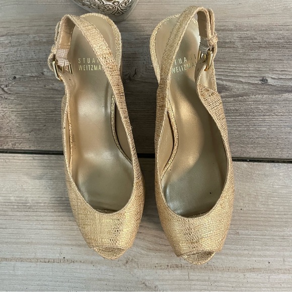 Stuart Weitzman Gold Cork Wedge Sandals Women’s 8 Peep Toe Ankle Buckle - Picture 2 of 10